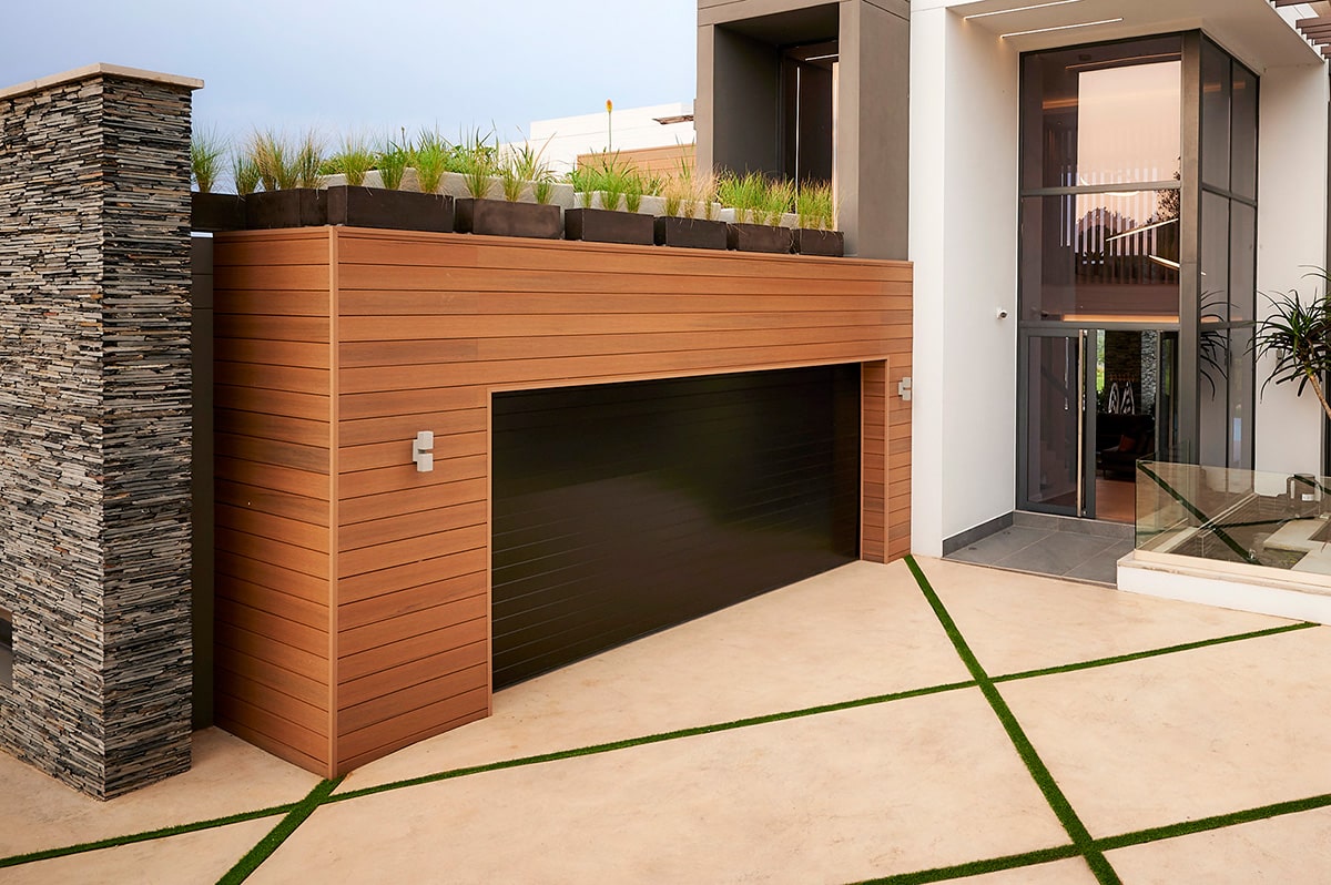 1.-VistaClad-garage-cladding